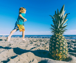 boy-beach-pineapple_1000